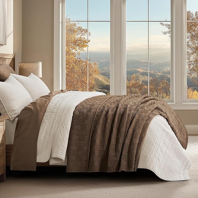 EVERGRACEHOME Modern Checkered Chenille Throw Blanket, Soft Cozy Plaid Knitted Chair Blanket for Sofa Couch, Decorative Knit Throw for Bed and Living Room, Camel Brown, 50" x 60"