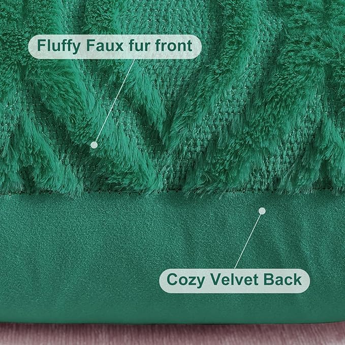 decorUhome Throw Pillow Covers 18x18 Inch Set of 2, Soft Plush Faux Wool Green Solid Couch Pillow Covers, Accent Farmhouse Neutral Square Pillow Cases for Sofa Bed Living Room