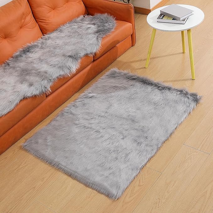 linmopm Faux Fur Rug Sheepskin Shag Fluffy Fuzzy Grey 3x4 ft Rugs for Bedroom Bedside Bed Floor Living Room Plush Rectangle High-Density Cushion Carpet Super Sofa Cover