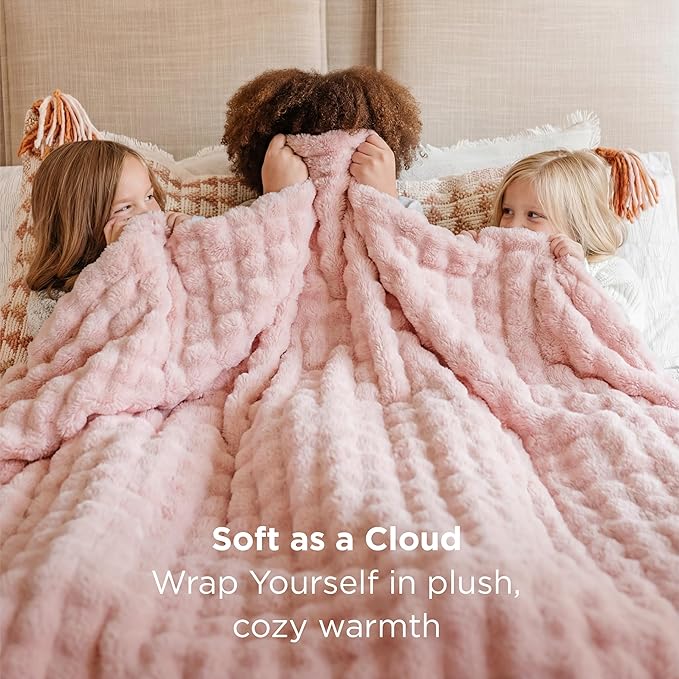 Bedsure 3D Fleece Bubble Blanket - GentleSoft Pink King Blanket for Bed Sofa Girls Room Decor - Luxury Soft Cozy Spring Gifts for Kids Girls, Lightweight, Crystal Pink, 108"×90"