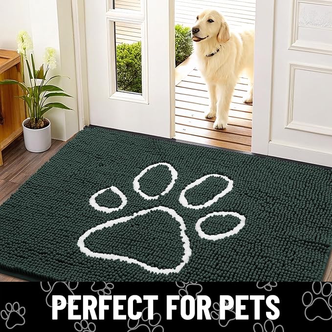 Smiry Dog Door Mat for Muddy Paws, Absorbent Dirt Trapper Non Slip Quick Dry Washable Chenille Mat for Mud Dogs, Entry Rug for Indoor and Outdoor (24x16 Inches, Green and White)