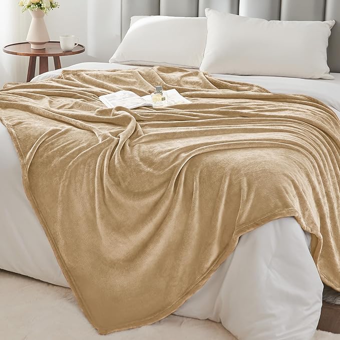BEDELITE Fleece Blanket King Size Blankets for Bed, Luxury Plush Cozy Fuzzy Blanket 108x90 inches, Super Soft Warm Lightweight Throw Blanket All Seasons Suitable, Light Camel