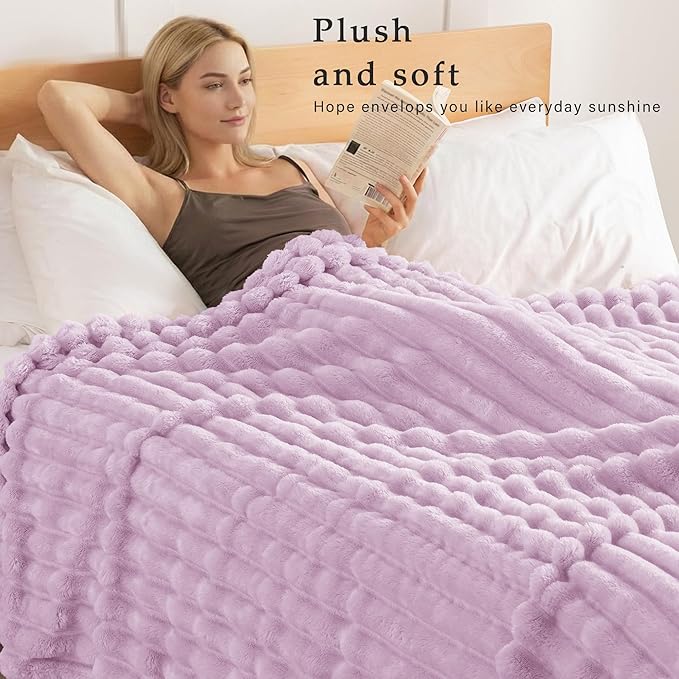 Exclusivo Mezcla Fleece Throw Blanket for Couch, Super Soft Striped Jacquard Bed Blanket, Lightweight Fuzzy Cozy for All Seasons, 50x60 Inches, Lilac Purple