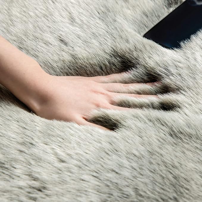 Ashler Home Deco Faux Fox Fur Area Rug, Green White Brown Fluffy, 2x3 ft, High Pile, Rectangular, Indoor, Animals Theme, Portable, Sturdy, Spot Clean Only