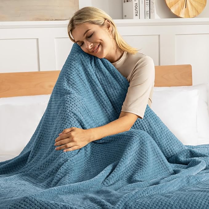 Exclusivo Mezcla Fleece Bed Blanket Queen Size, Super Soft and Warm Blankets for Couch, Sofa and Bed Waffle Textured, Cozy, Fuzzy and Lightweight (Slate Blue, 90x90 Inches)