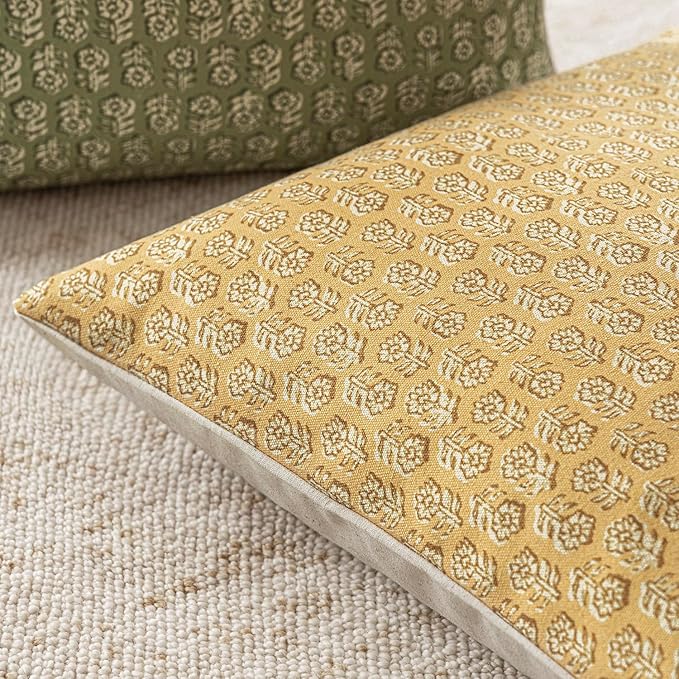 Foindtower Set of 2 Decorative Vintage Floral Print Throw Pillow Covers Neutral Modern Farmhouse Cushion Covers Boho Home Decor For Sofa Chair Couch Bedroom Living Room Outdoor,18×18 Inch,Light Yellow