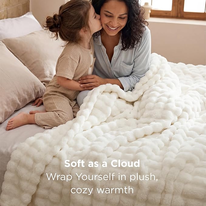 Bedsure 3D Fleece Bubble Blanket - GentleSoft White Queen Blanket for Bed Sofa Room Decor - Luxury Soft Cozy Spring Gifts for Kids, Lightweight, All Seasons, Off White, 90"×90"