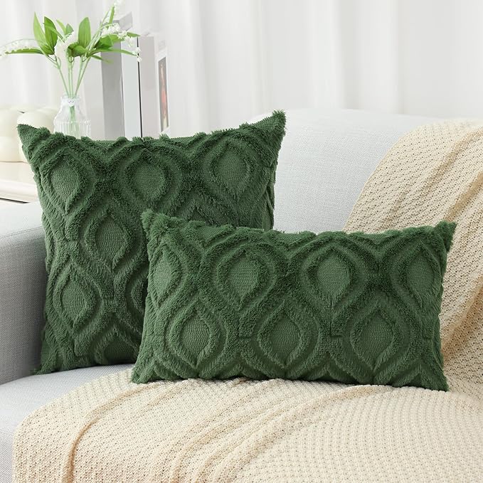 decorUhome Throw Pillow Covers 22x22 Inch Set of 2, Soft Plush Faux Wool Forest Elf Solid Couch Pillow Covers, Accent Euro Sham Farmhouse Neutral Square Pillow Cases for Sofa Bed Living Room