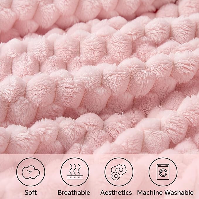 BEDELITE Fleece Blanket - 3D Jacquard Decorative Pink King Size Blankets for Bed, Soft and Cozy Warm Plush Fluffy Blanket All Seasons Suitable, 108x90Inches