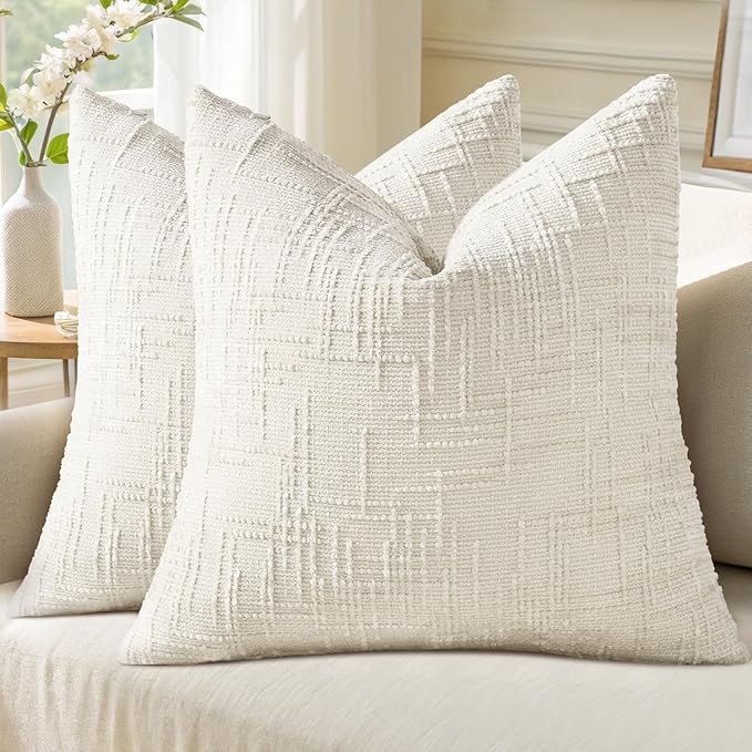 decorUhome Summer Cream White Chenille Throw Pillow Covers 20x20 Set of 2 Textured Soft Cozy Slubby Couch Pillow Covers Modern Farmhouse Boho Decorative Pillow Cases for Bed Sofa Living Room