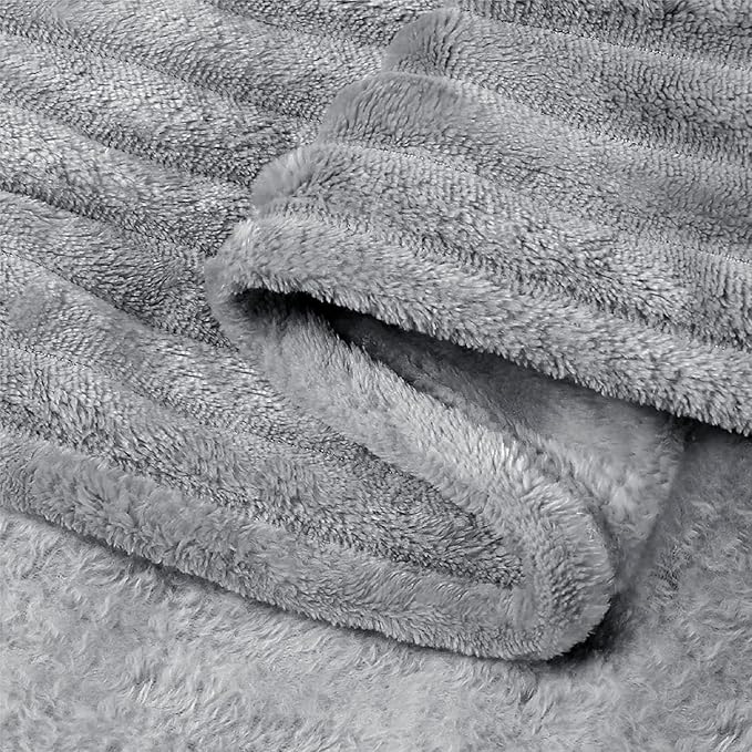 BEDELITE Fleece Blanket Twin Size – 3D Ribbed Jacquard Soft and Warm Decorative Fuzzy Blankets – Cozy, Fluffy, Plush Lightweight Throw Blankets for Couch, Bed, Sofa(Grey, 60x80 inches)