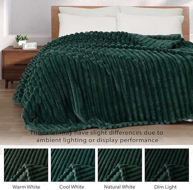 Exclusivo Mezcla King Size Flannel Fleece Blanket, Super Soft Striped Jacquard Bed Blanket, Lightweight Fuzzy Cozy for All Seasons, 90x104 Inches, Forest Green