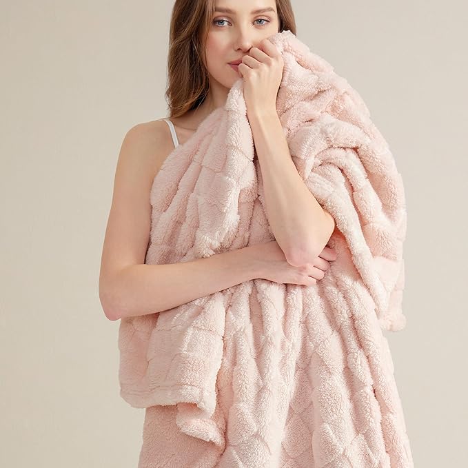 Bedsure GentleSoft Light Pink Twin XL Blanket for Bed - Super Soft Cozy Fleece Blankets for Kids, Cute Throws Dorm Room Essentials for Girls Teens Back to School, 66x90 Inches