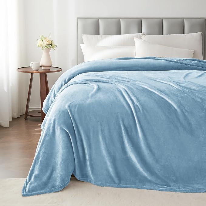 BEDELITE Fleece Blanket King Size Blankets for Bed, Luxury Plush Cozy Fuzzy Blanket 108x90 inches, Super Soft Warm Lightweight Throw Blanket All Seasons Suitable, Washed Blue