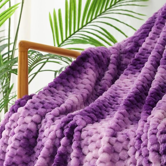 Exclusivo Mezcla Fleece Twin Blanket for Bed, Extra Large Fuzzy Tie-dye Purple Bed Blankets, Soft Cozy Plush Sofa Throws for All Seasons, 90x66 Inches