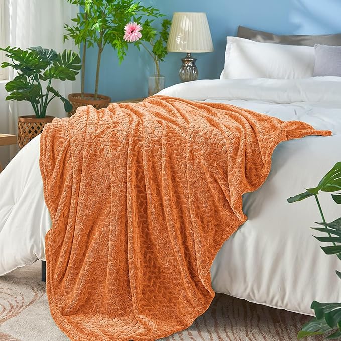 inhand Rust Fleece Twin Blanket, Super Soft Flannel Cozy Blankets for Adults, Lightweight Leaves Pattern Fuzzy Blanket for Couch Sofa Bed Office, Warm Plush Blankets for All Season, 60x90 Inches