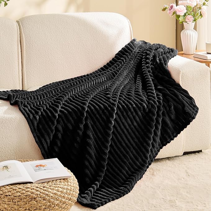 BEDELITE Fleece Blanket - 3D Ribbed Jacquard Decorative Black Throw Blankets for Men & Women, Lightweight Warm Cozy Soft Fuzzy Blankets All Seasons Suitable 50x60 inches