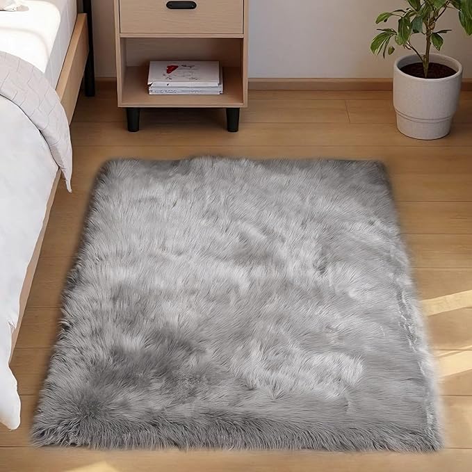 Goolela Grey Fluffy Fuzzy Rug for Bedroom Dorm 3x5 Gray Furry Faux Fur Shaggy Carpet Living Room Sheepskin Soft Plush Rectangle