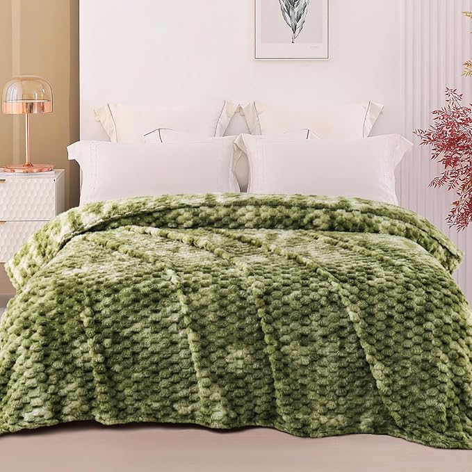 Exclusivo Mezcla Fleece Twin Blanket for Bed, Extra Large Fuzzy Tie-dye Olive Green Bed Blankets, Soft Cozy Plush Sofa Throws for All Seasons, 90x66 Inches