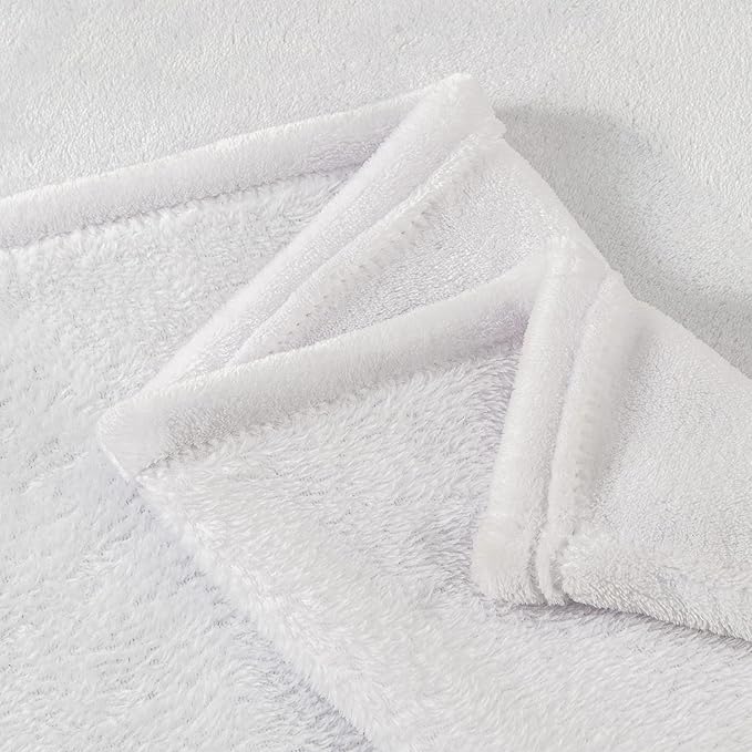 BEDELITE Fleece Blanket King Size Blankets for Bed, Luxury Plush Cozy Fuzzy Blanket 108x90 inches, Super Soft Warm Lightweight Throw Blanket All Seasons Suitable, White
