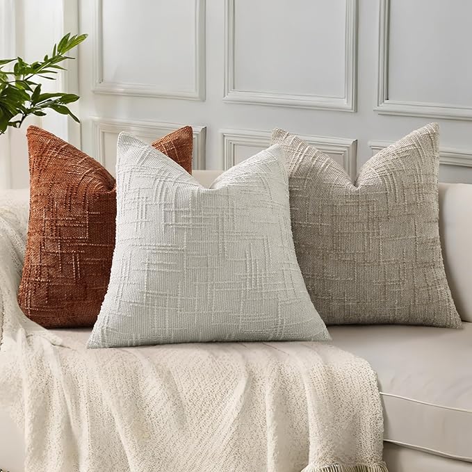 decorUhome Light Grey Chenille Throw Pillow Covers 12x20 Set of 2 Textured Soft Cozy Slubby Couch Pillow Covers Modern Farmhouse Boho Decorative Pillow Cases for Bed Sofa Living Room