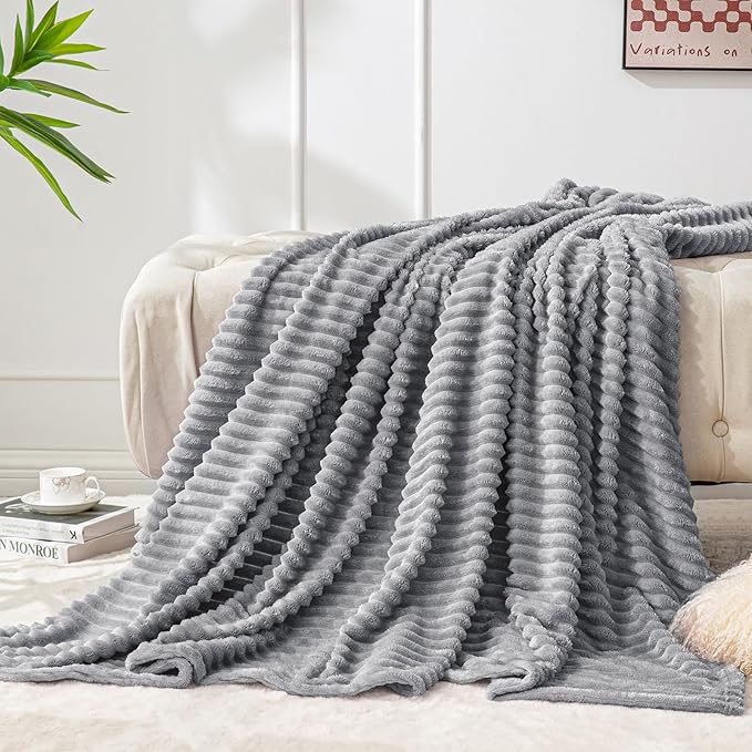 BEDELITE Fleece Blanket Twin Size – 3D Ribbed Jacquard Soft and Warm Decorative Fuzzy Blankets – Cozy, Fluffy, Plush Lightweight Throw Blankets for Couch, Bed, Sofa(Grey, 60x80 inches)
