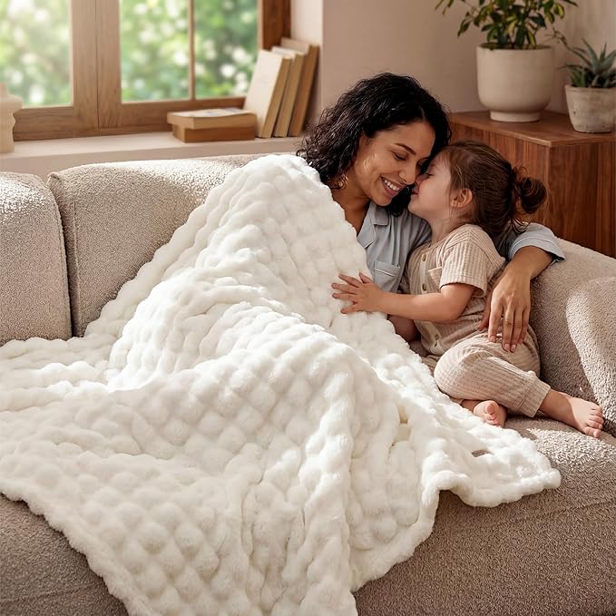Bedsure 3D Fleece Bubble Blanket for Couch - GentleSoft White Twin Blanket for Sofa Bed Room Decor - Luxury Soft Cozy Spring Gifts for Kids, Lightweight, All Seasons, Off White, 60"×80"