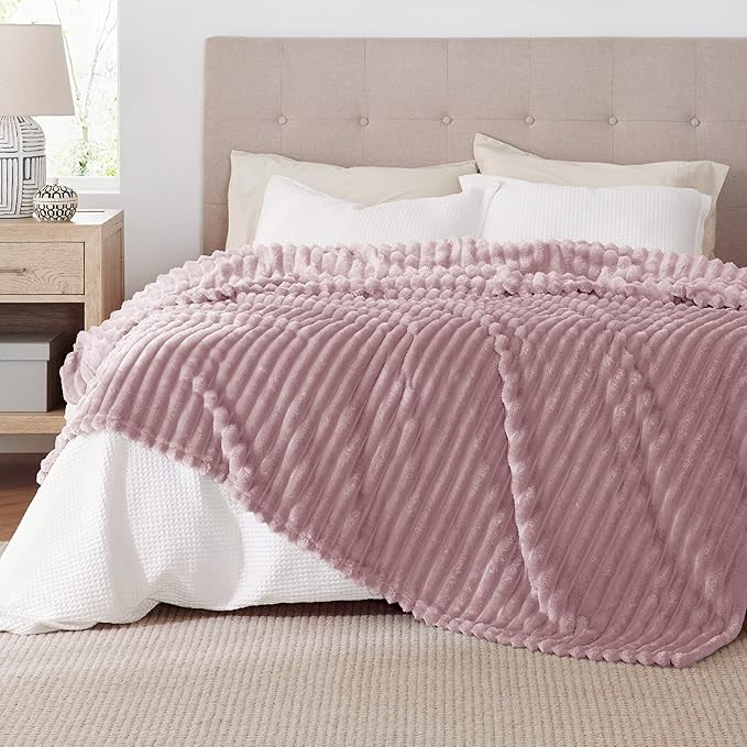 Bedsure GentleSoft Pink Full Blanket for Couch - Cozy Soft Blankets for Women, Cute Small Fleece Throws for Girls, Birthday Gifts for Women Decor Gifts for Mom, 84x90 Inches