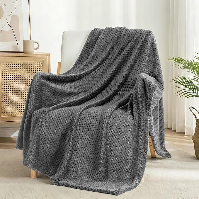 Exclusivo Mezcla Fleece Bed Blanket Twin Size, Super Soft and Warm Blankets for Couch, Sofa and Bed Waffle Textured, Cozy, Fuzzy and Lightweight (Dark Grey, 90x66 Inches)