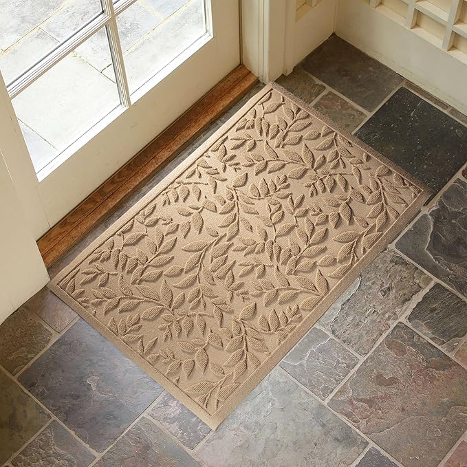Beige Leaves Outdoor Indoor Entrance Doormats, Absorbent Durable Heavy Duty Welcome Front Door Mat,Thick Natural Rubber Back,Easy Clean Entryway Mat 23x35 Inch, Low Profile