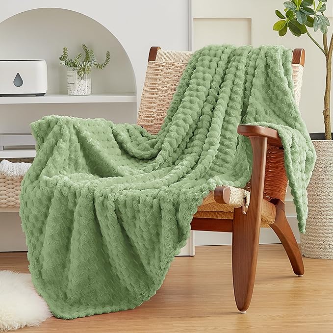 EXQ Home Fleece Blanket Twin Size for Couch or Bed - 3D Imitation Turtle Shell Jacquard Decorative Blankets - Cozy Soft Lightweight Fuzzy Flannel Blanket Suitable for All Seasons(60"×80",Sage Green)