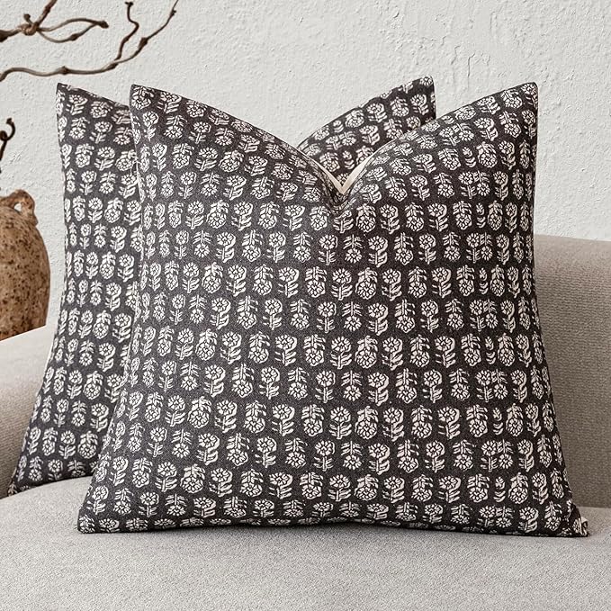 Foindtower Set of 2 Decorative Neutral Floral Print Throw Pillow Covers Vintage Accent Farmhouse Cushion Covers Boho Home Decor for Sofa Couch Chair Bedroom Living Room,24×24 Inch,Black