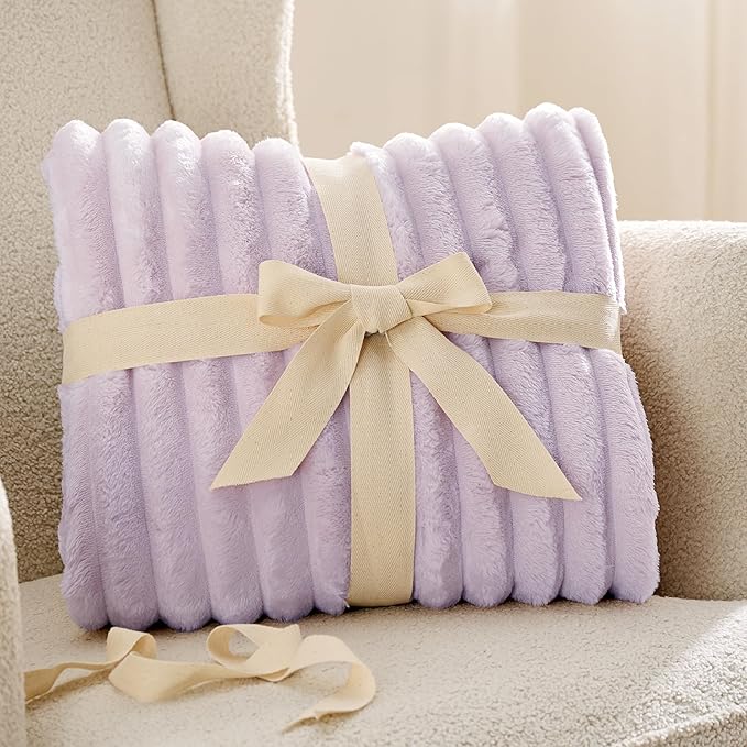 Bedsure GentleSoft Lavender Fog Full Blanket for Bed - Cozy Soft Blankets for Women, Cute Large Throws for Girls, 84x90 Inches