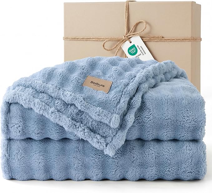 Bedsure 3D Fleece Bubble Blanket - GentleSoft Blue Queen Blanket for for Bed Sofa Room Decor - Luxury Soft Cozy Spring Gifts for Kids Girls, Lightweight, All Seasons, Celestial Blue, 90"×90"
