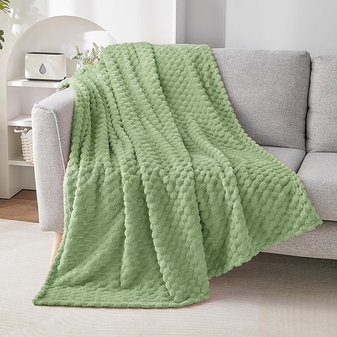 EXQ Home Fleece Throw Blanket for Couch or Bed - 3D Imitation Turtle Shell Jacquard Decorative Blankets - Cozy Soft Lightweight Fuzzy Flannel Blanket Suitable for All Seasons(50"×60",Sage Green)