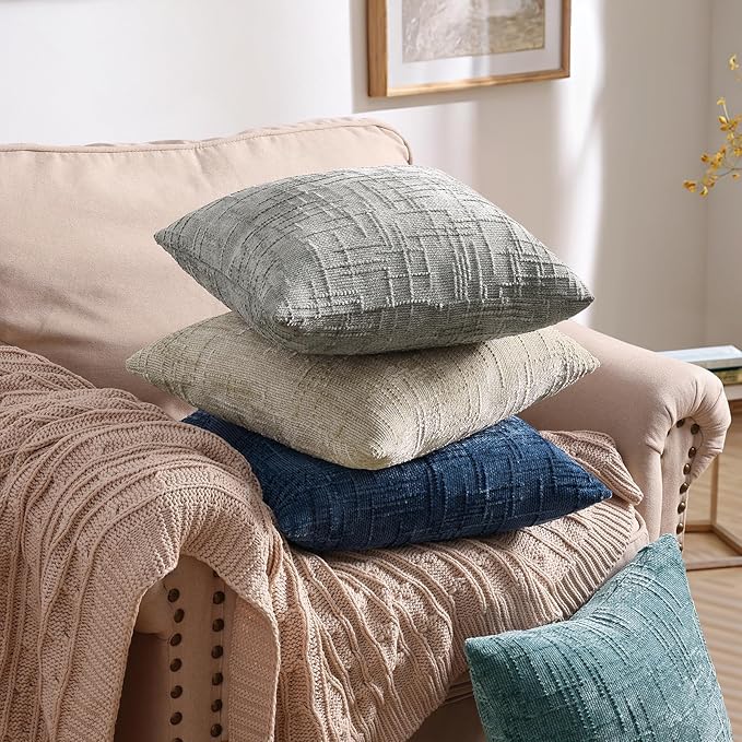 decorUhome Neutral Grey Chenille Throw Pillow Covers 20x20 Set of 2 Textured Soft Cozy Slubby Couch Pillow Covers Modern Farmhouse Boho Decorative Pillow Cases for Bed Sofa Living Room