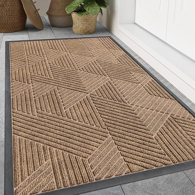 Smiry Front Door Mat Outside Entrance, Heavy Duty Sturdy Natural Rubber Doormat, Trap Dirt and Moisture, Easy Clean Low Profile Mats for Indoor Outdoor Entry, Irregular Triangle (47x32, Light Brown)