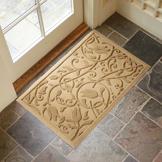 Boho Beige Floral Leaves Outdoor Indoor Entrance Doormats, Absorbent Durable Heavy Duty Welcome Front Door Mat,Thick Natural Rubber Back,Easy Clean Entryway Mat 23x35 Inch, Low Profile