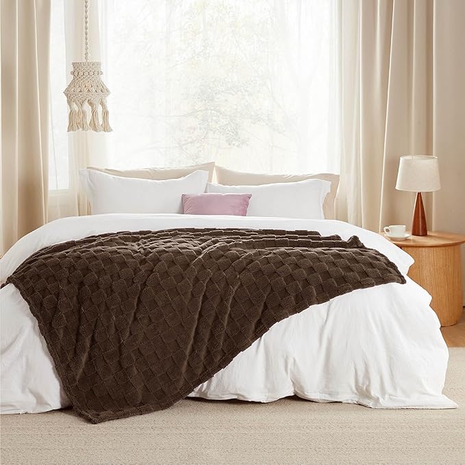Bedsure GentleSoft Twin Blanket for Bed Brown - Super Soft Cozy Blankets for Kids Girls, Cute Fuzzy Fleece Throws for Bedroom Couch, 60x80 Inches