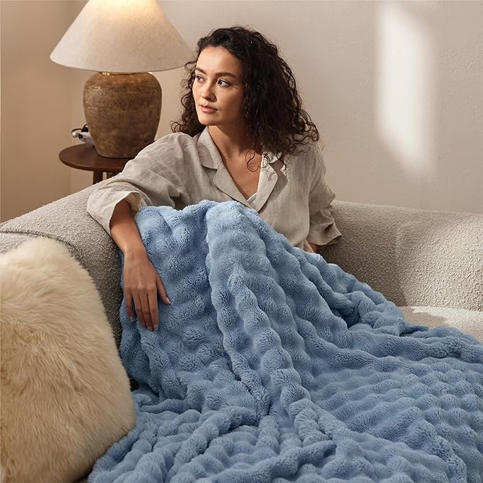 Bedsure 3D Fleece Bubble Blanket for Couch - GentleSoft Blue Twin Blanket for Sofa Bed Room Decor - Luxury Soft Cozy Gifts for Kids, Lightweight, All Seasons, Celestial Blue, 60"×80"