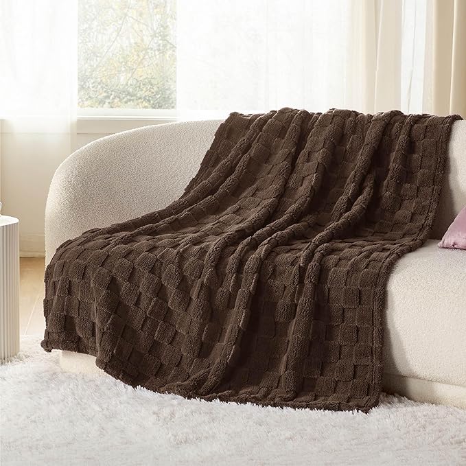 Bedsure GentleSoft Twin Blanket for Bed Brown - Super Soft Cozy Blankets for Kids Girls, Cute Fuzzy Fleece Throws for Bedroom Couch, 60x80 Inches