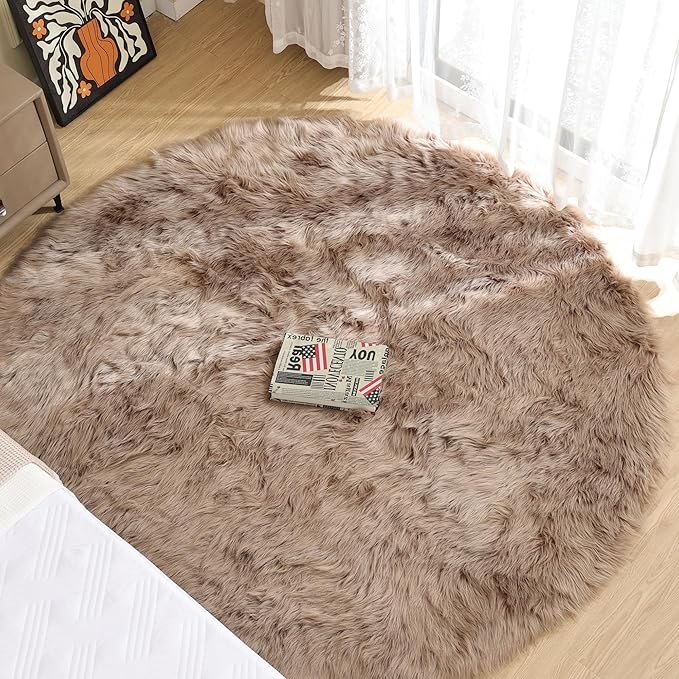 ORINOVA Beige Fuzzy Living Room Washable Area Rug 5ft Round Shag Faux Sheepskin Nursery Rug for Bedroom Teen Room Home Decor Soft Fluffy Circle Carpet