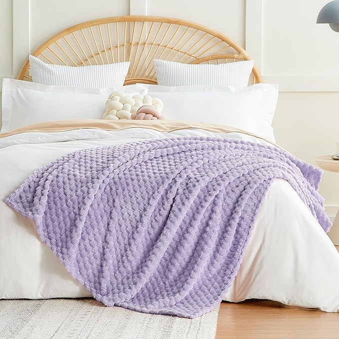 EXQ Home Fleece Blanket Twin Size for Couch or Bed - 3D Imitation Turtle Shell Jacquard Decorative Blankets - Cozy Soft Lightweight Fuzzy Flannel Blanket Suitable for All Seasons(60"×80",Light Purple)