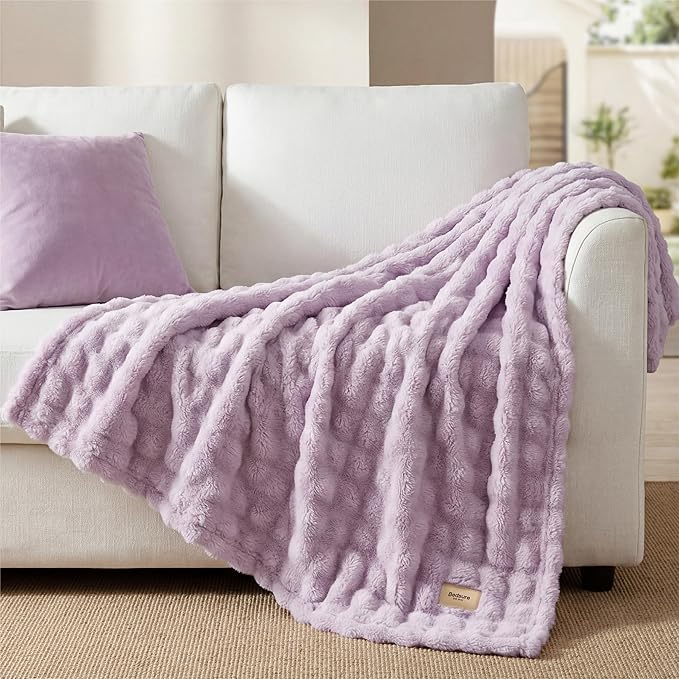 Bedsure 3D Fleece Bubble Blanket for Couch - GentleSoft Purple Throw Blanket for Sofa Bed Room Decor - Luxury Soft Cozy Gifts for Kids, Lightweight, All Seasons, Light Purple, 50"×60"