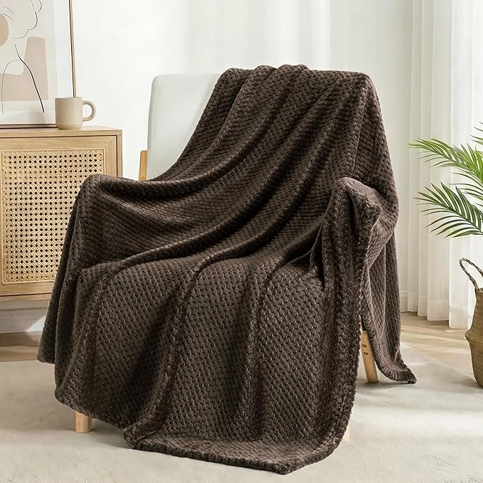 Exclusivo Mezcla Fleece Bed Blanket Queen Size, Super Soft and Warm Blankets for Couch, Sofa and Bed Waffle Textured, Cozy, Fuzzy and Lightweight (Coffee, 90x90 Inches)