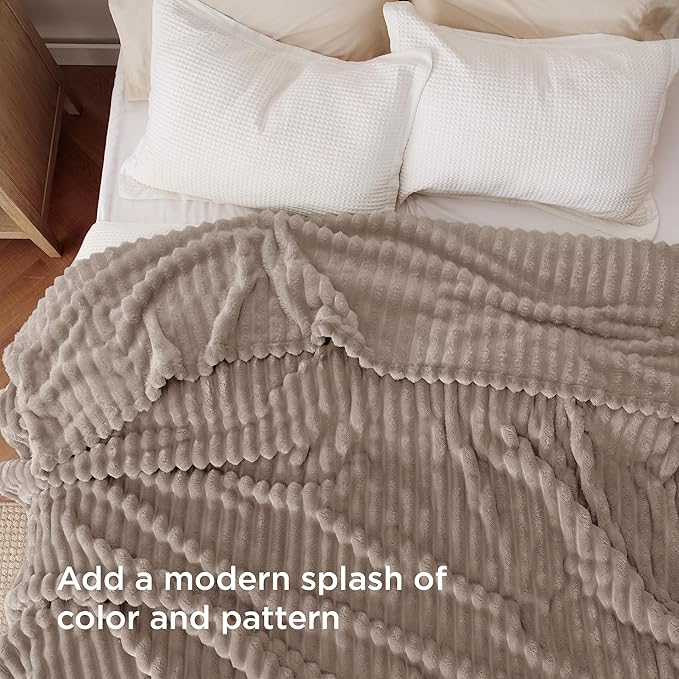 Bedsure GentleSoft Light Brown Full Blanket for Couch - Cozy Soft Blankets for Women, Cute Small Fleece Throws for Girls, Birthday Gifts for Women Decor Gifts for Mom, 84x90 Inches