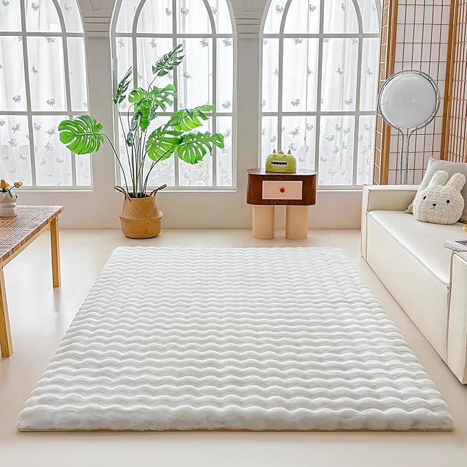 White Rabbit Plush Rug 5'x8', Fluffy Faux Fur Shaggy Area Rug for Nursery, Kids Room Decor, Soft Fuzzy Carpet for Living Room, Bedroom, Teen Girls Room