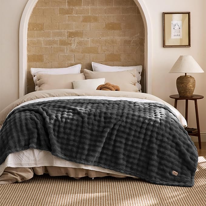 Bedsure 3D Fleece Bubble Blanket - GentleSoft Grey Queen Blanket for Bed Sofa Room Decor - Luxury Soft Cozy Gifts for Kids, Lightweight, All Seasons, Dark Grey, 90"×90"