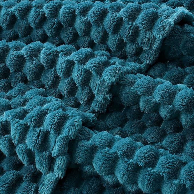 EXQ Home King Size Blanket for Bed or Couch - 3D Imitation Turtle Shell Jacquard Decorative Fleece Blankets - Cozy Soft Lightweight Fuzzy Flannel Blanket Suitable for All Seasons(90"×108",Teal)